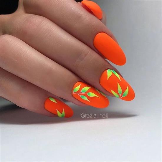 paznokcie cos dla kobiet - pomaranczowe-neonowe-paznokcie.jpg