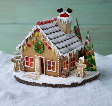 Świąteczne słodkości - Gingerbread_house_1125-380x360.png